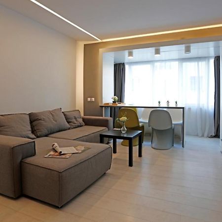 Platinum Apartment With 2 Bedrooms ブカレスト エクステリア 写真