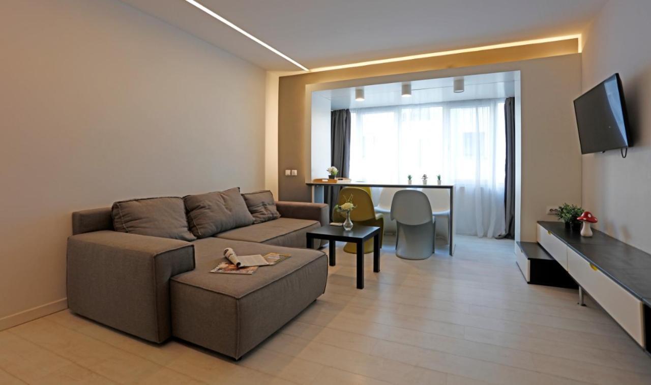 Platinum Apartment With 2 Bedrooms ブカレスト エクステリア 写真