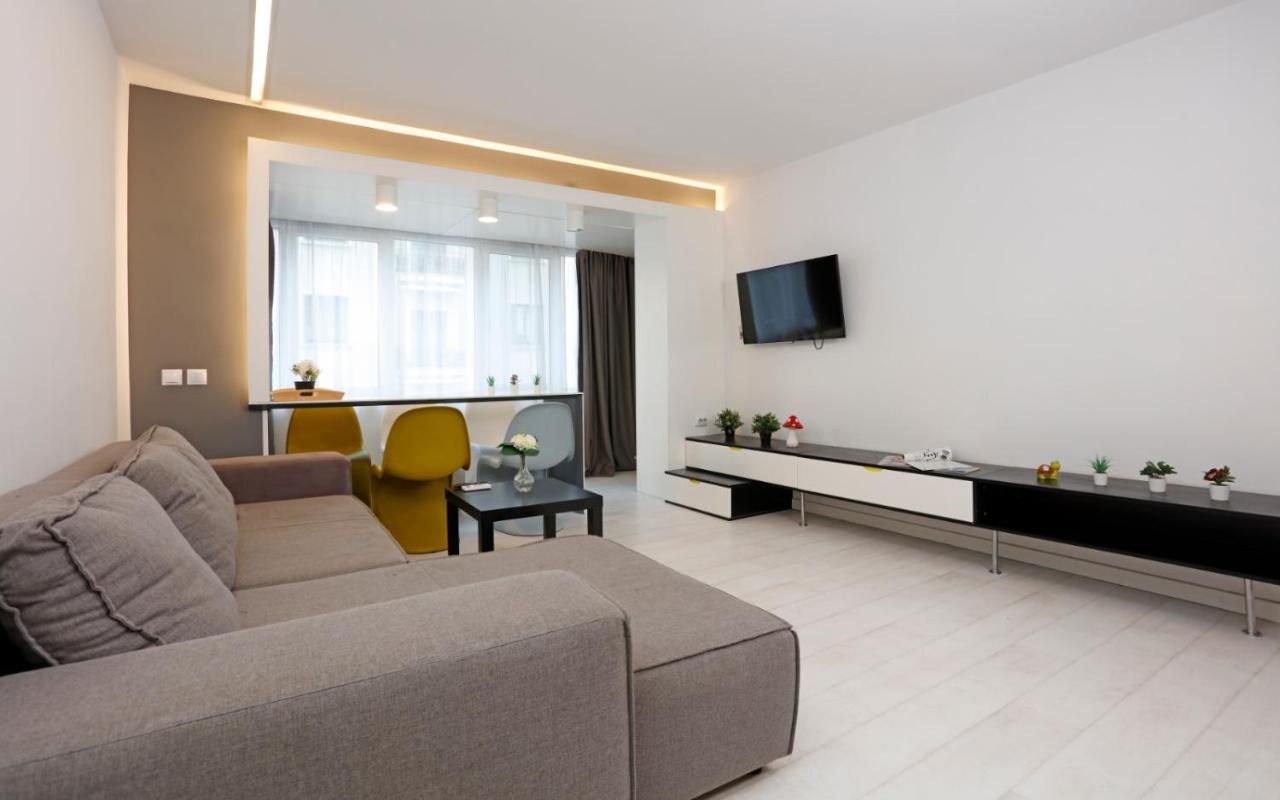 Platinum Apartment With 2 Bedrooms ブカレスト エクステリア 写真