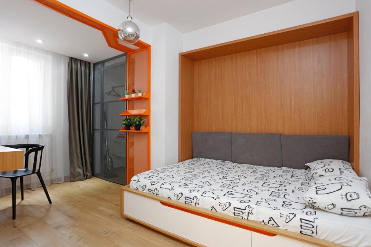 Platinum Apartment With 2 Bedrooms ブカレスト エクステリア 写真